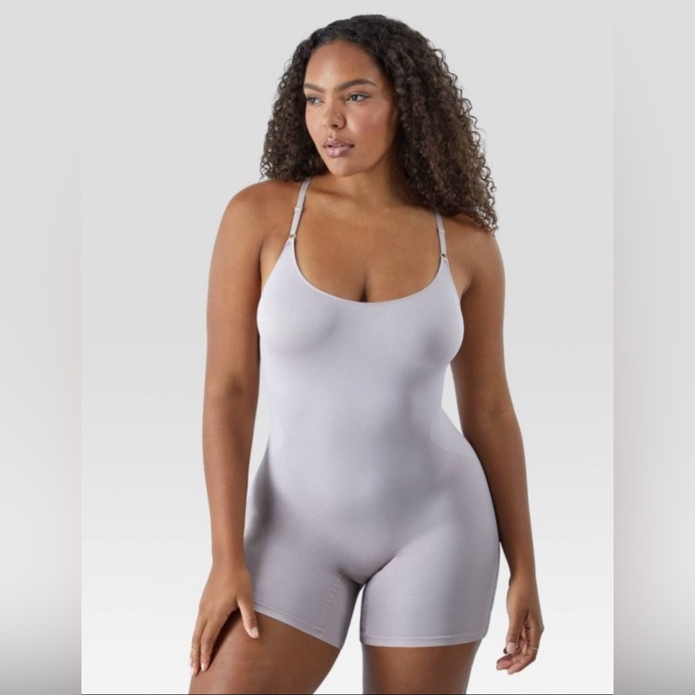 New Maidenform Purple XL Seamless Smoothing Spaghetti Strap Romper (A)